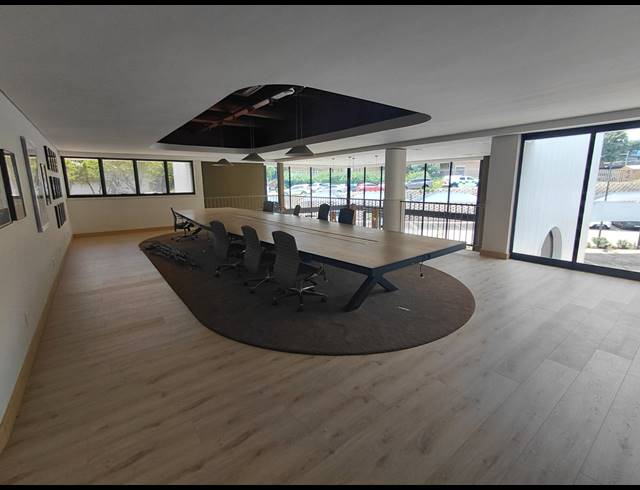 110M² OFFICE TO LET IN HALFWAY HOUSE